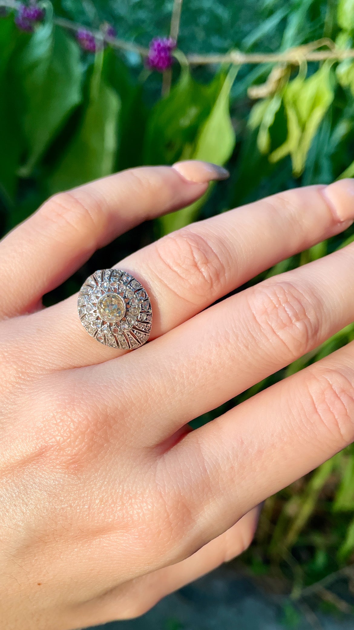 Antique platinum and 18K gold approx 1.35ctw old mine cut and rose cut diamond ring, size 5.25-5.5