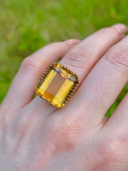 Vintage yellow 14K retro era Citrine ring, size 5.75 or 6