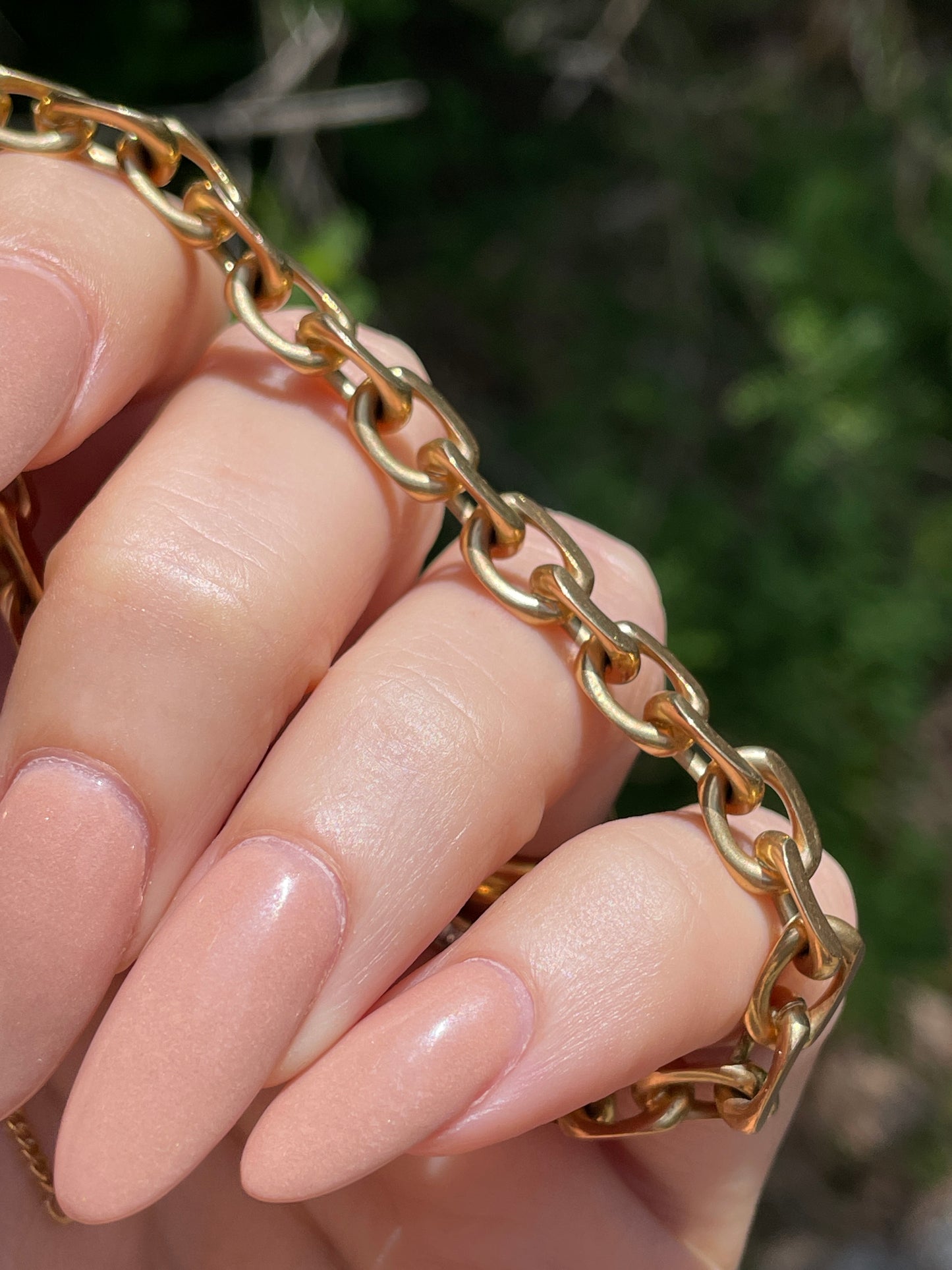 Vintage yellow 18K solid beard link curb bracelet, 7.25 inch and sizable