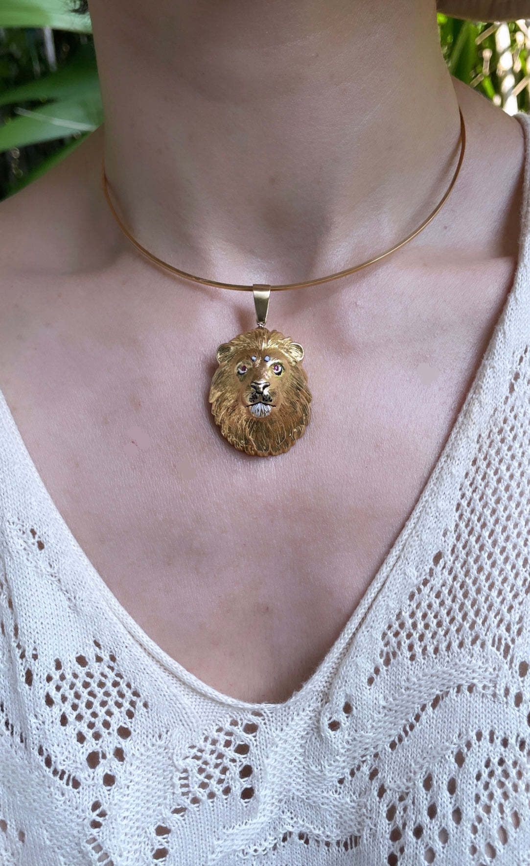 Vintage yellow 18K Lion statement pendant with enamel and ruby eyes
