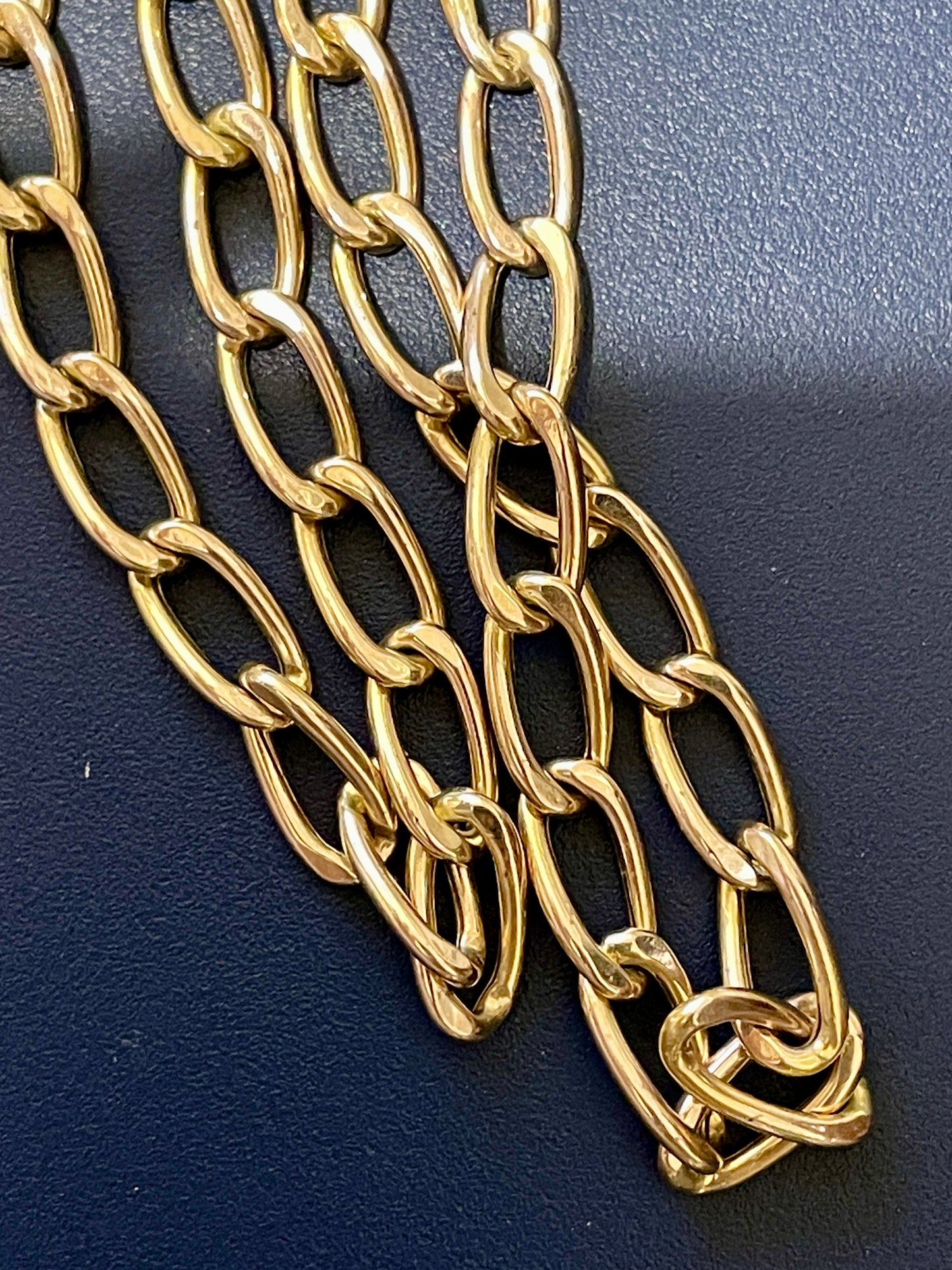 Vintage yellow 14K oval link continuous chain, 31 inch