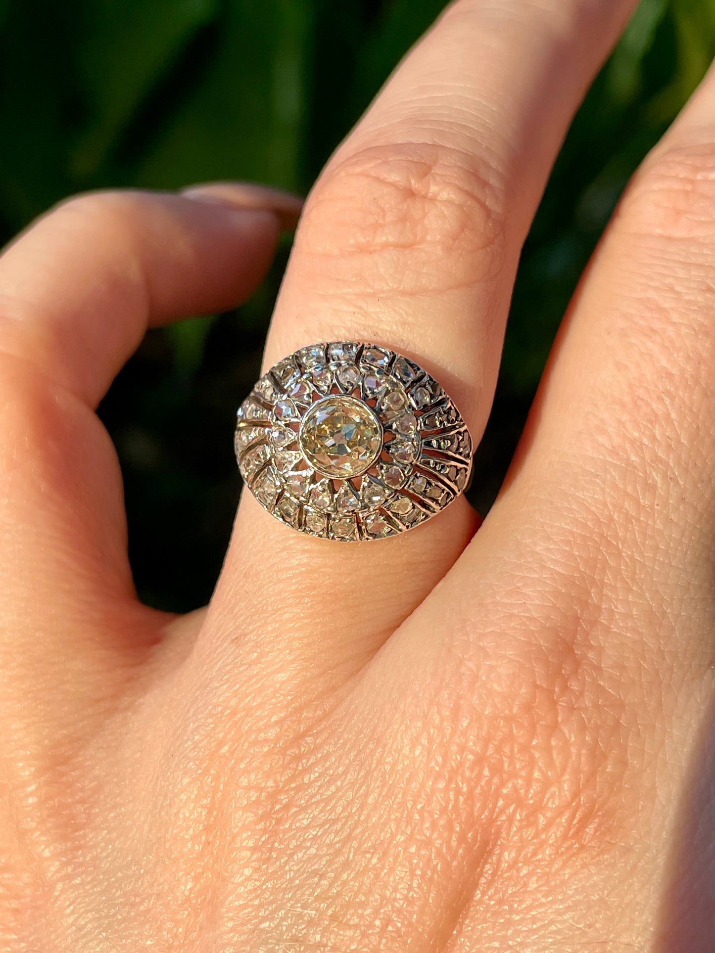 Antique platinum and 18K gold approx 1.35ctw old mine cut and rose cut diamond ring, size 5.25-5.5