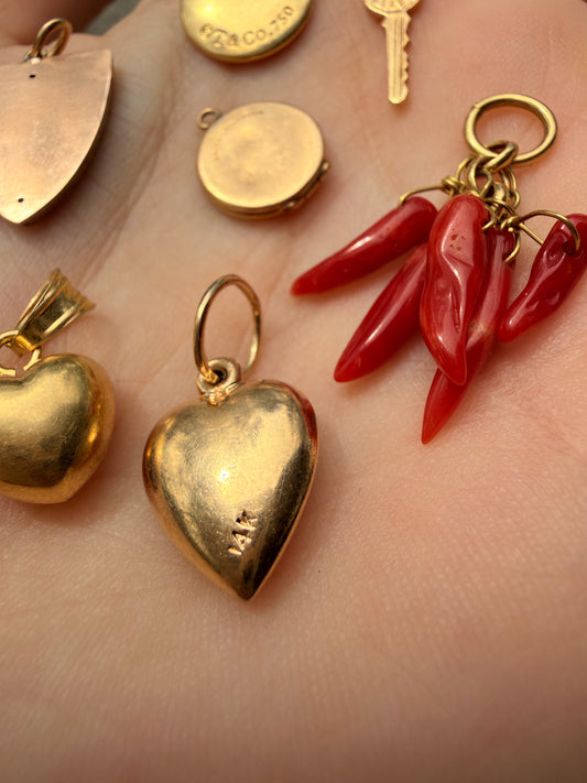 Vintage yellow 14K gold bow and arrow puffy heart charm