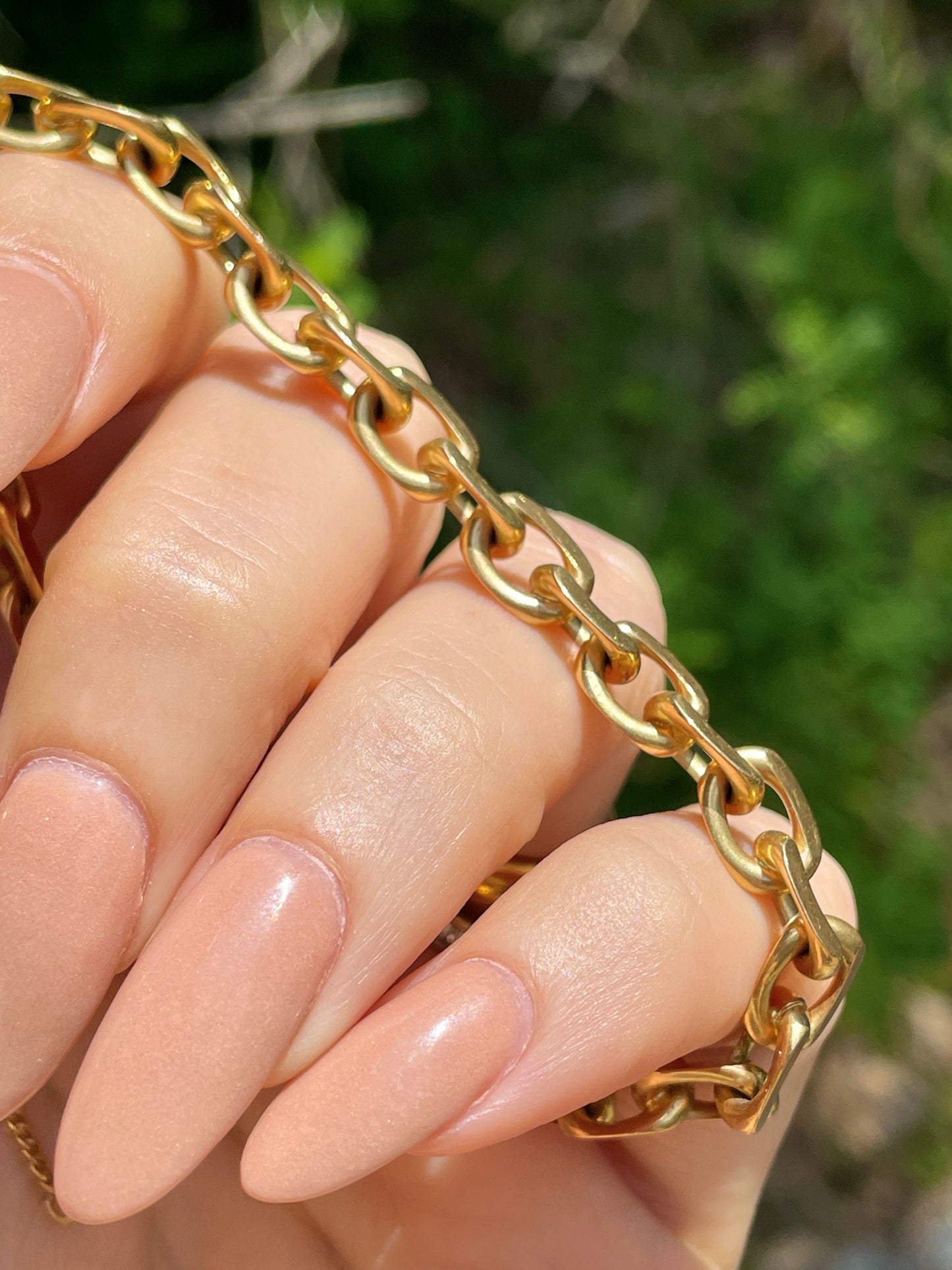 Vintage yellow 18K solid beard link curb bracelet, 7.25 inch and sizable