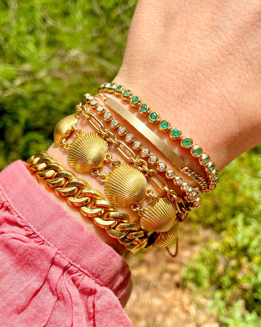 Vintage yellow 18K gold shell bracelet, 7.5 inch