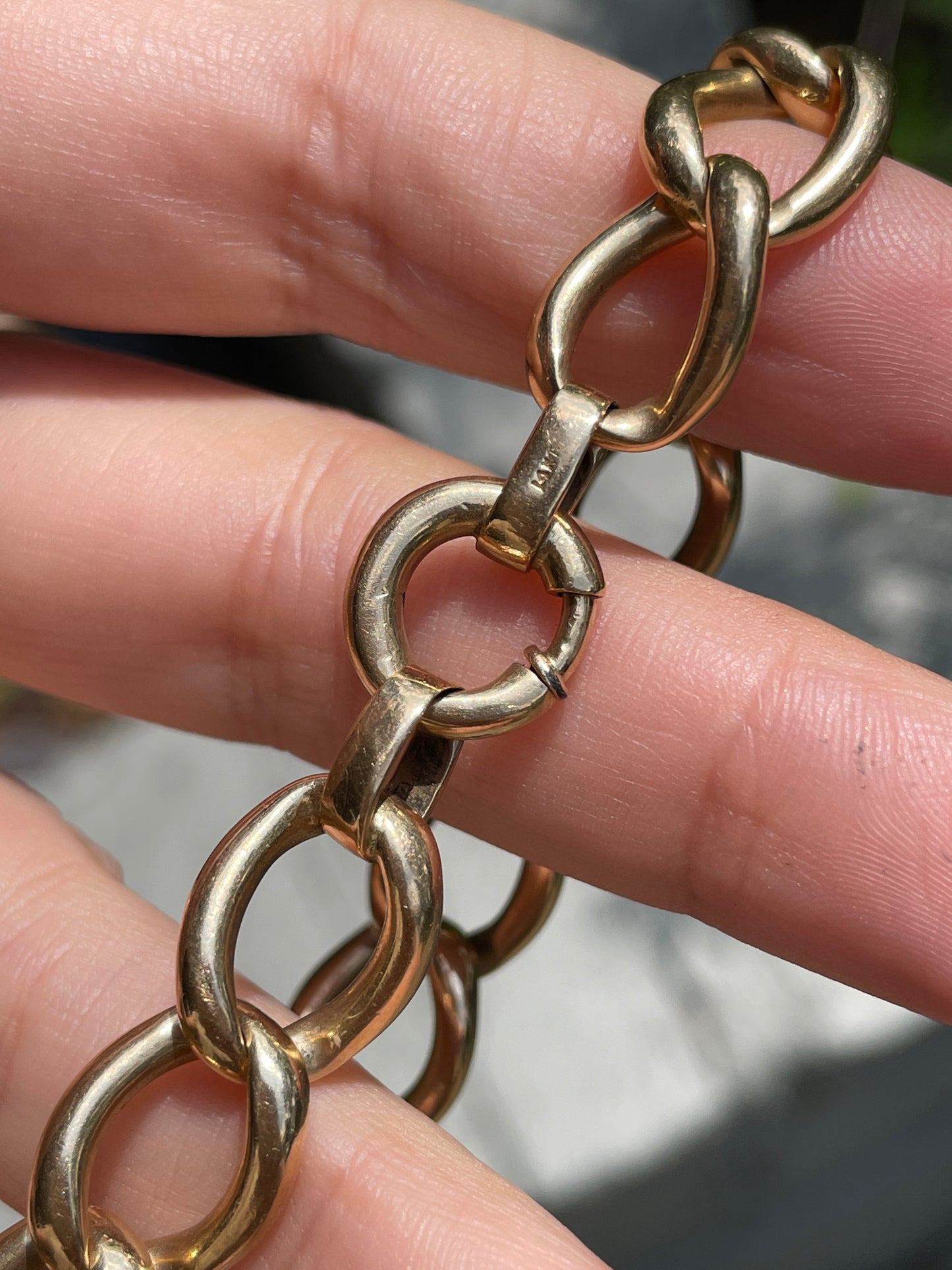 Vintage yellow 14K round open curb link bracelet, 8.25 inch and sizable