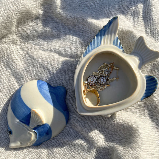 Vintage Japanese hand painted covered fish dish