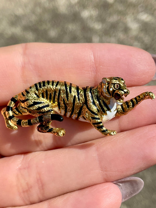 Vintage yellow 18K gold Tiger enamel pin, 1 and 7/8 inch