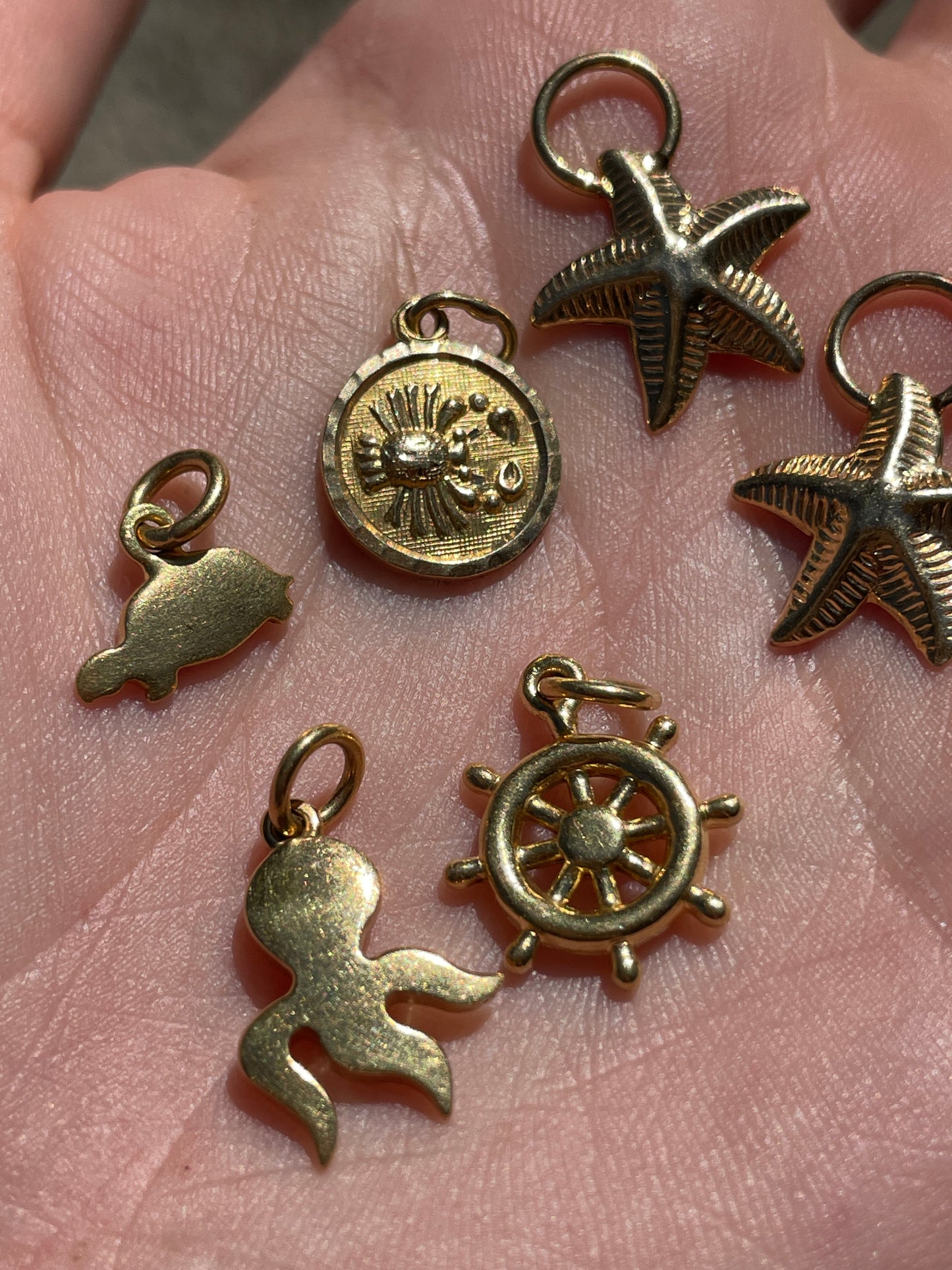 Vintage yellow 14K gold small Cancer crab medallion charm