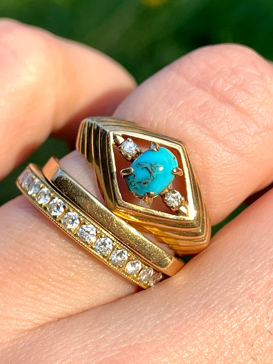 Vintage yellow 14K turquoise and .04 ctw diamond ribbed angular ring, size 5.75
