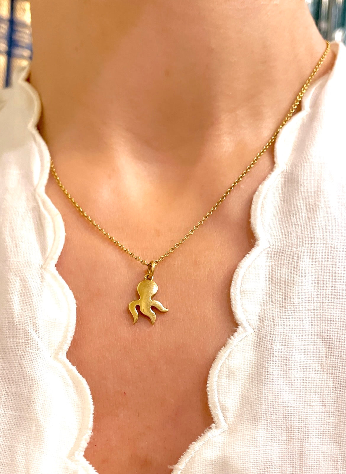 Vintage yellow 18K gold Pomellato animal charm