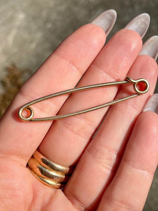 Vintage yellow 14K large safety pin, 2 and 1/8 inch