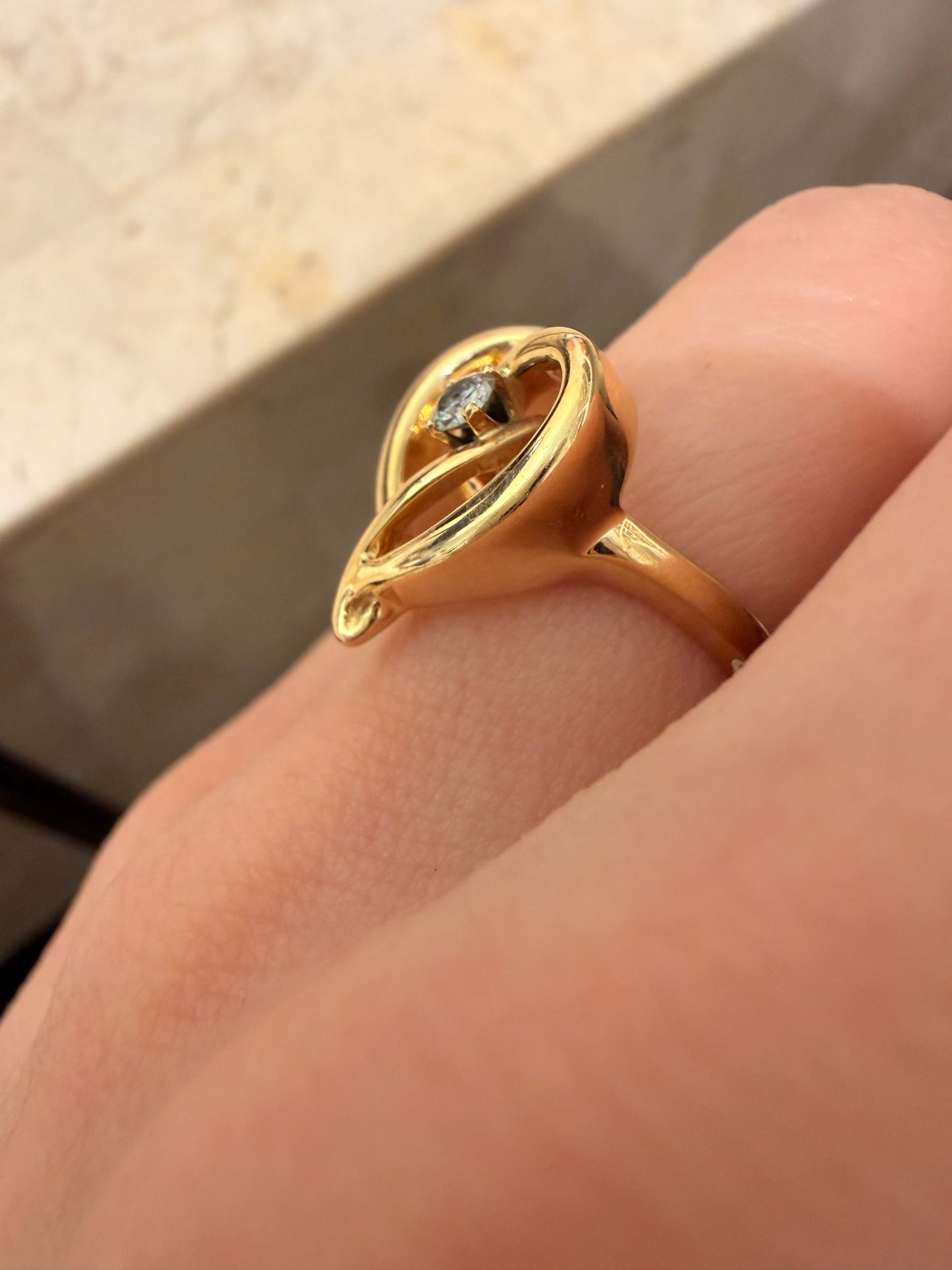 Vintage yellow 14K gold .13ctw diamond heart ring, size 5.75