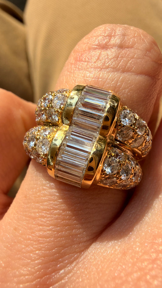 Vintage yellow 18K approx 2.5ctw diamond double ring with baguettes and rounds, size 6