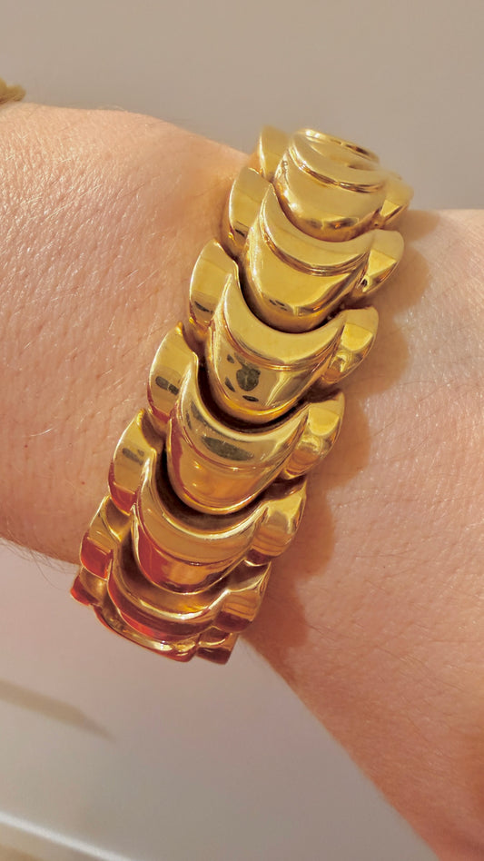 Vintage yellow 14K crescent moon-esque link bracelet, 6.5 inch fit