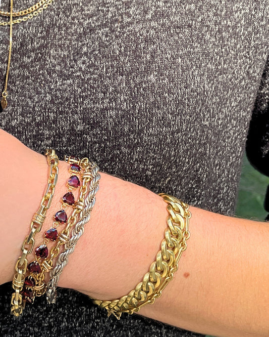 Vintage yellow 14K garnet gemstone heart bracelet, 7 inch