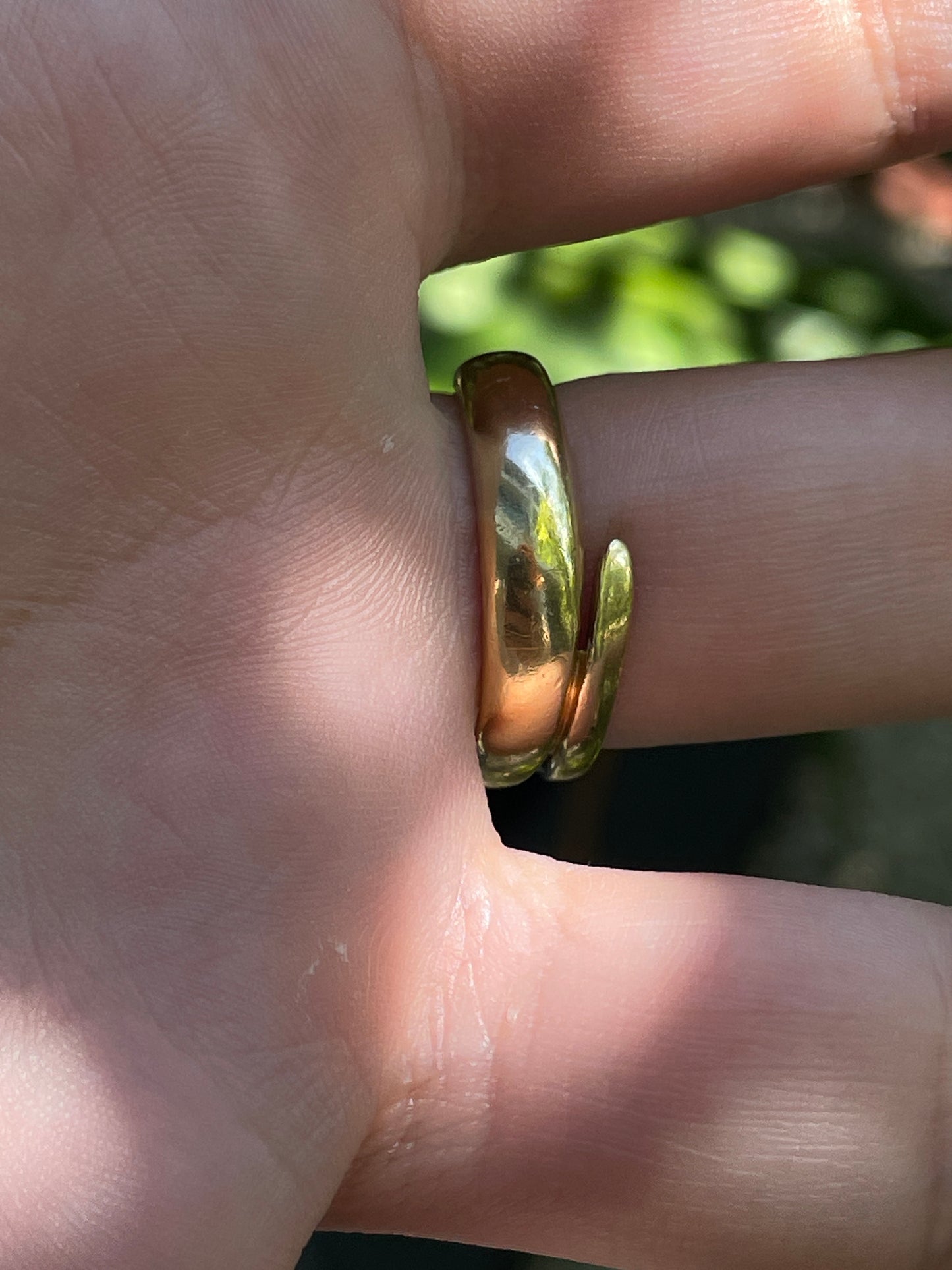 Antique yellow 18K happy face snake ring with approx .27 ctw old European cut diamond and rose cut diamond eyes, size 6.75-7