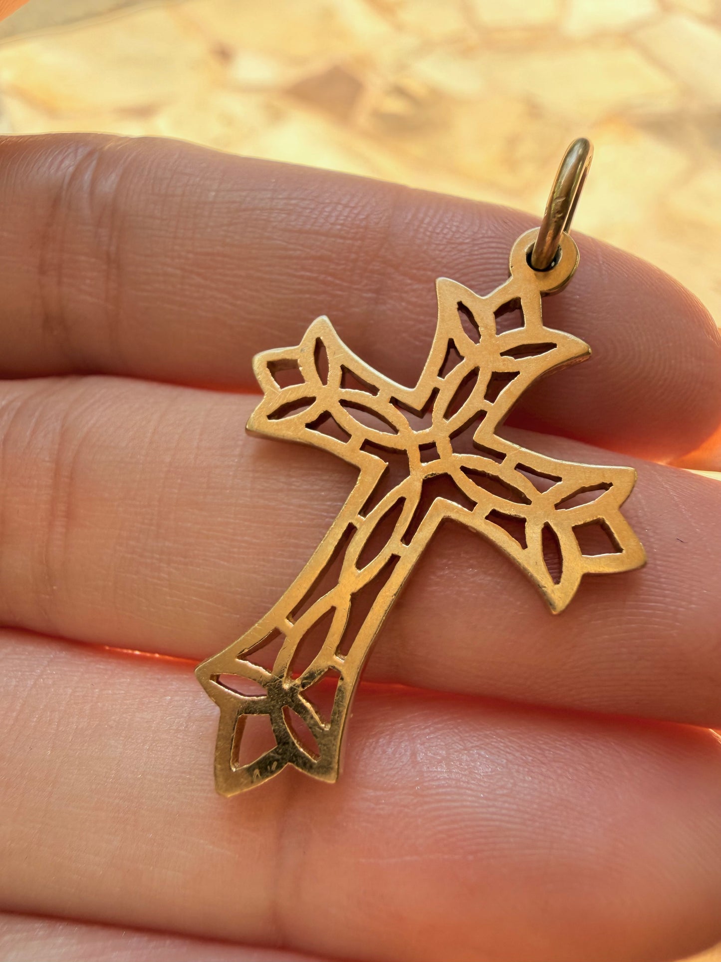 Vintage yellow 14K cross with ornate cutout detail pendant