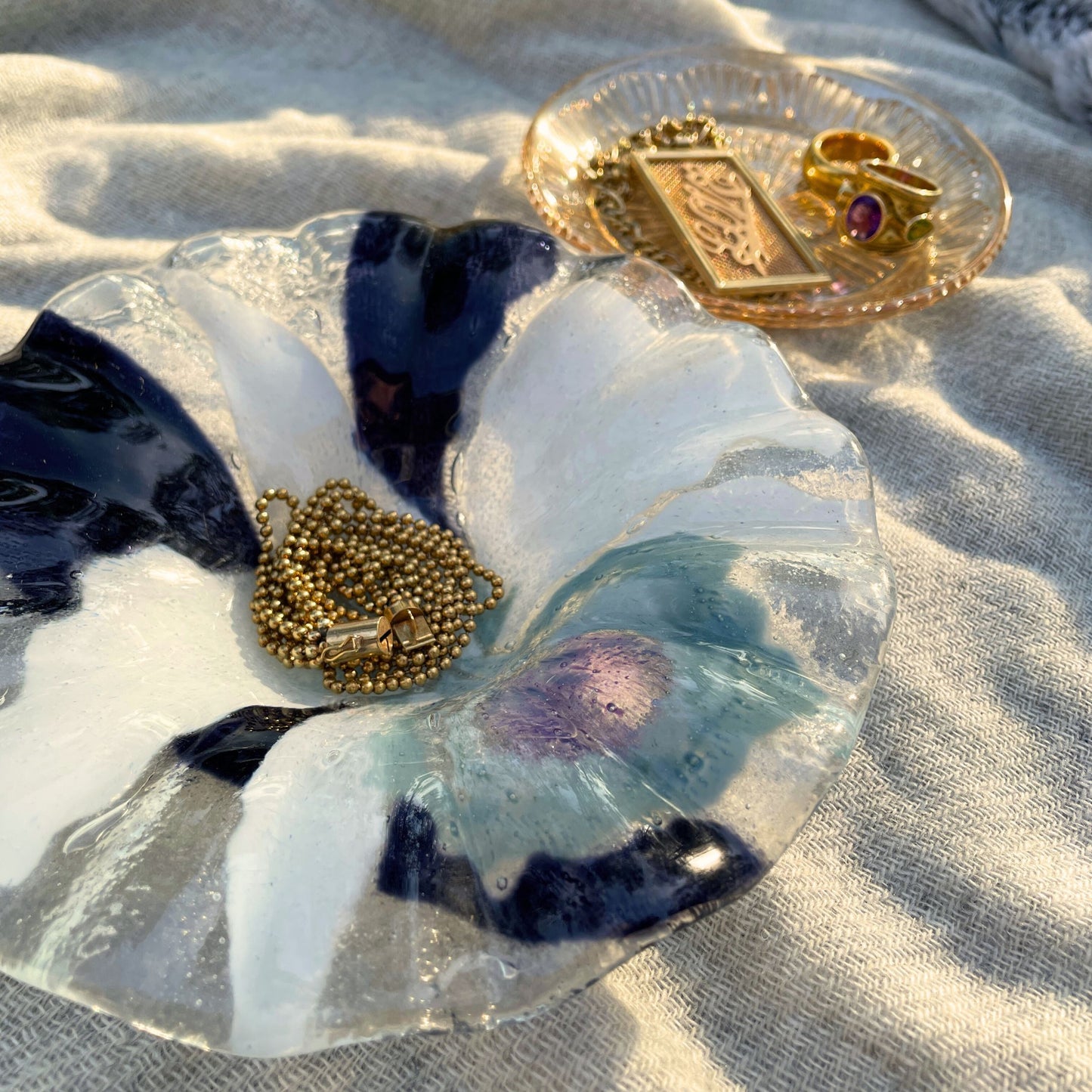 Vintage Lalique peachy caramel glass jewelry dish