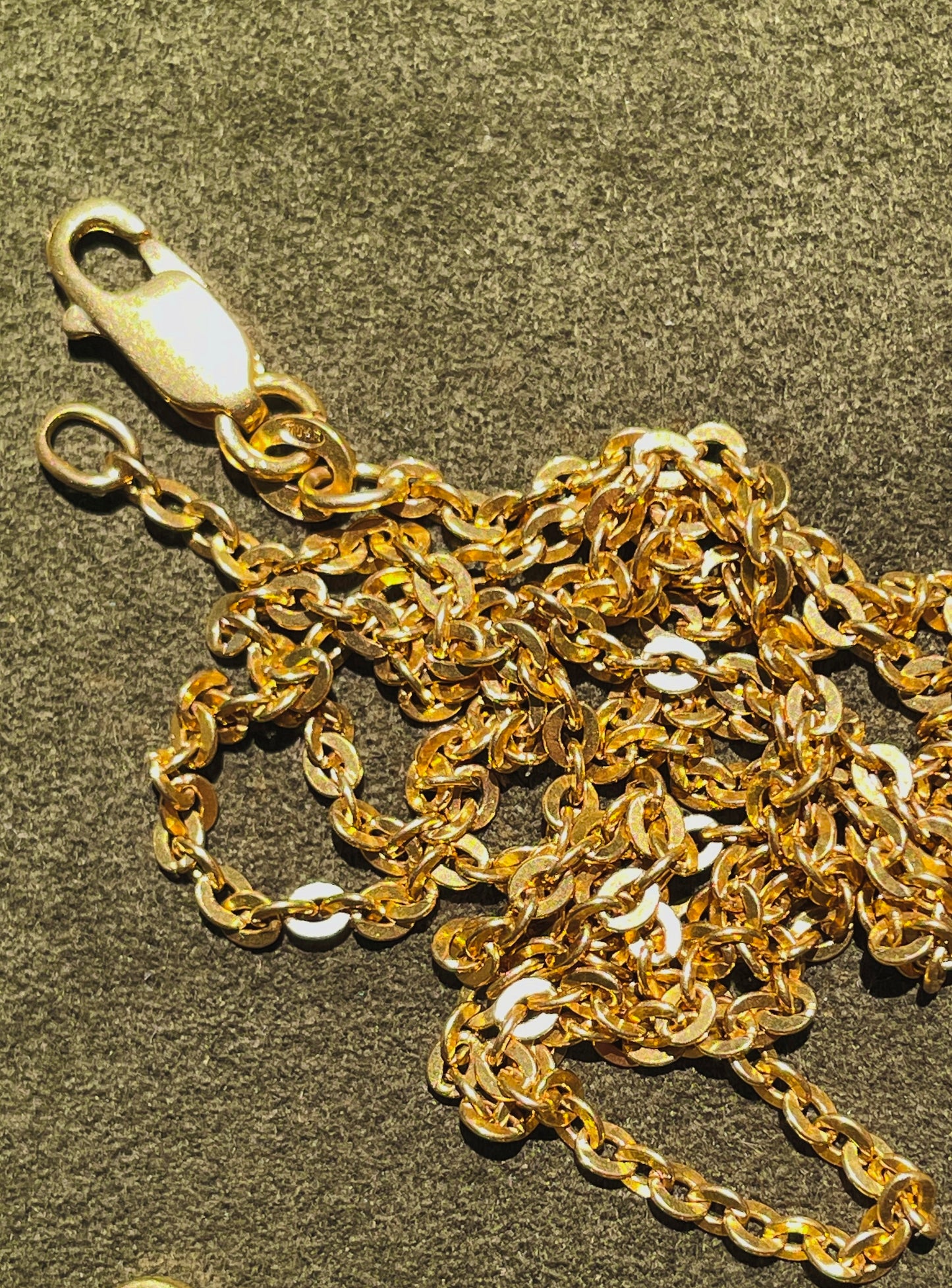 Vintage yellow 18K UnoAerre flat cable chain, 27 inch