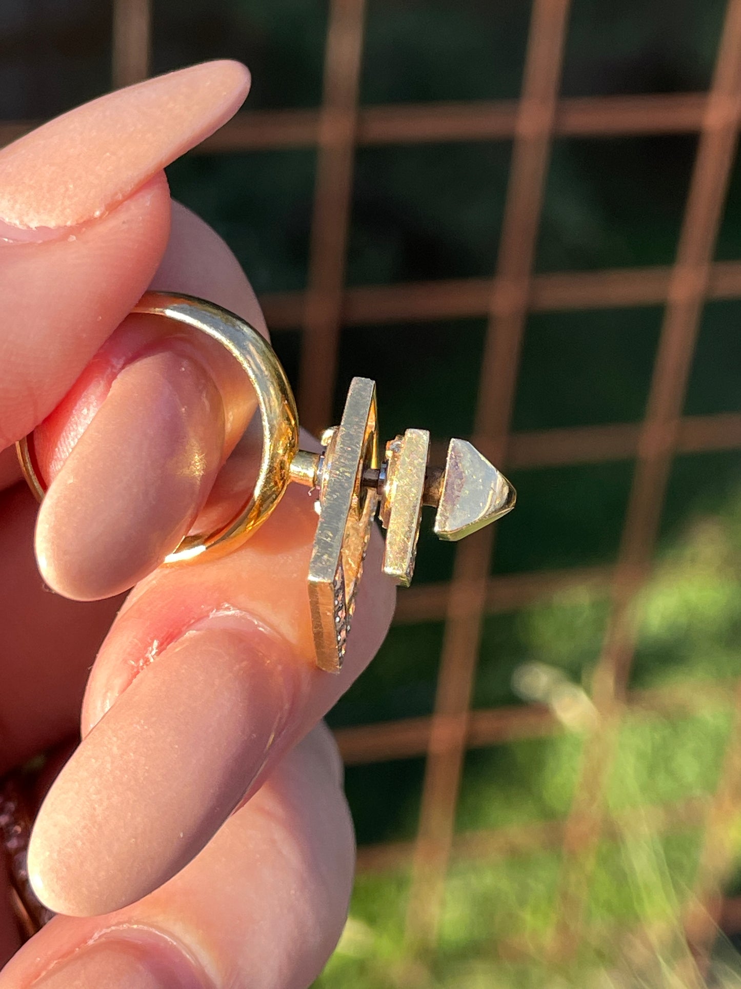 Vintage yellow 14K with other metal geometric approx .37 ctw diamond spinner ring, size 3.25