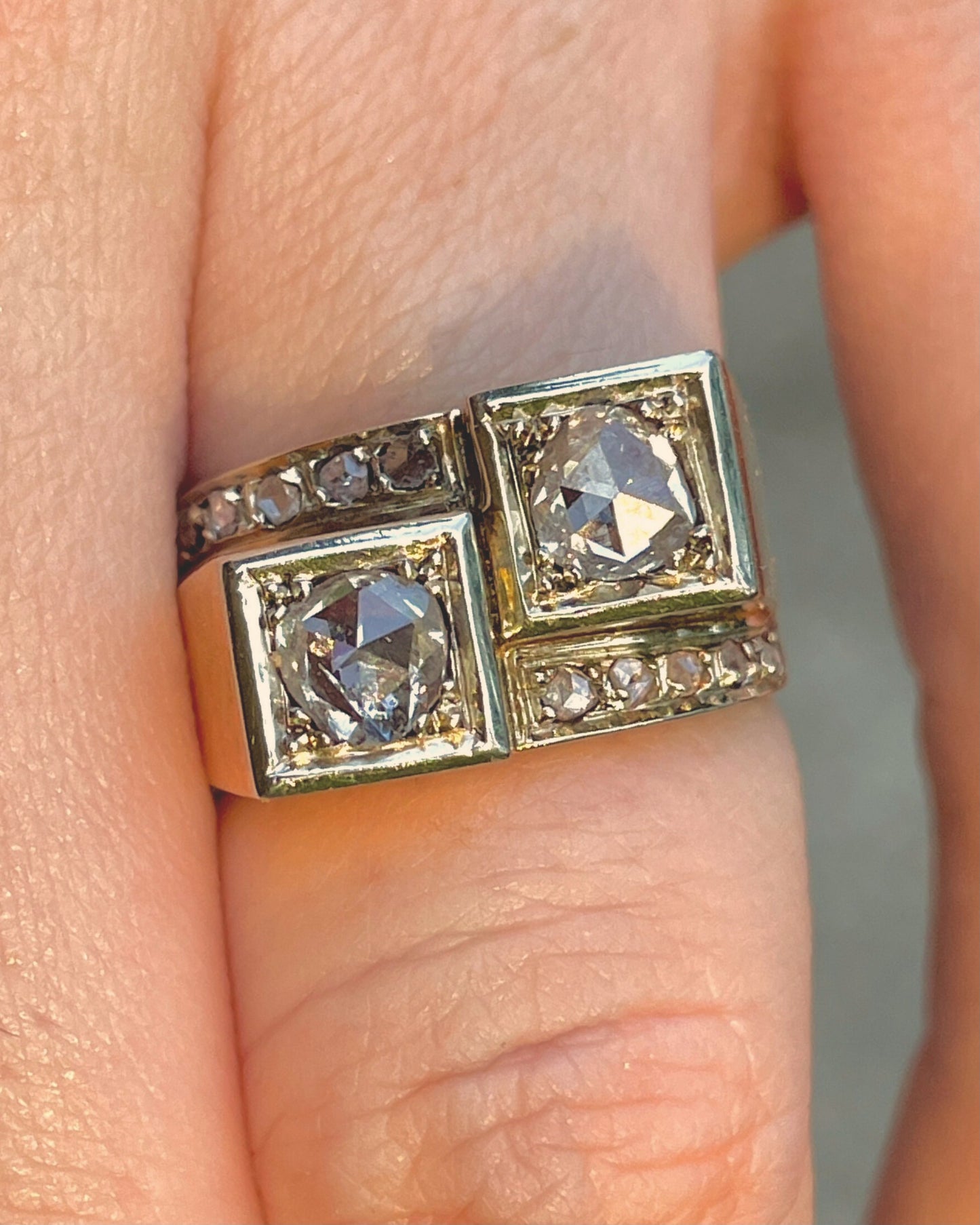 Antique 18K approx .95 ctw rose cut diamond geometric toi et moi ring, size 5.75-6