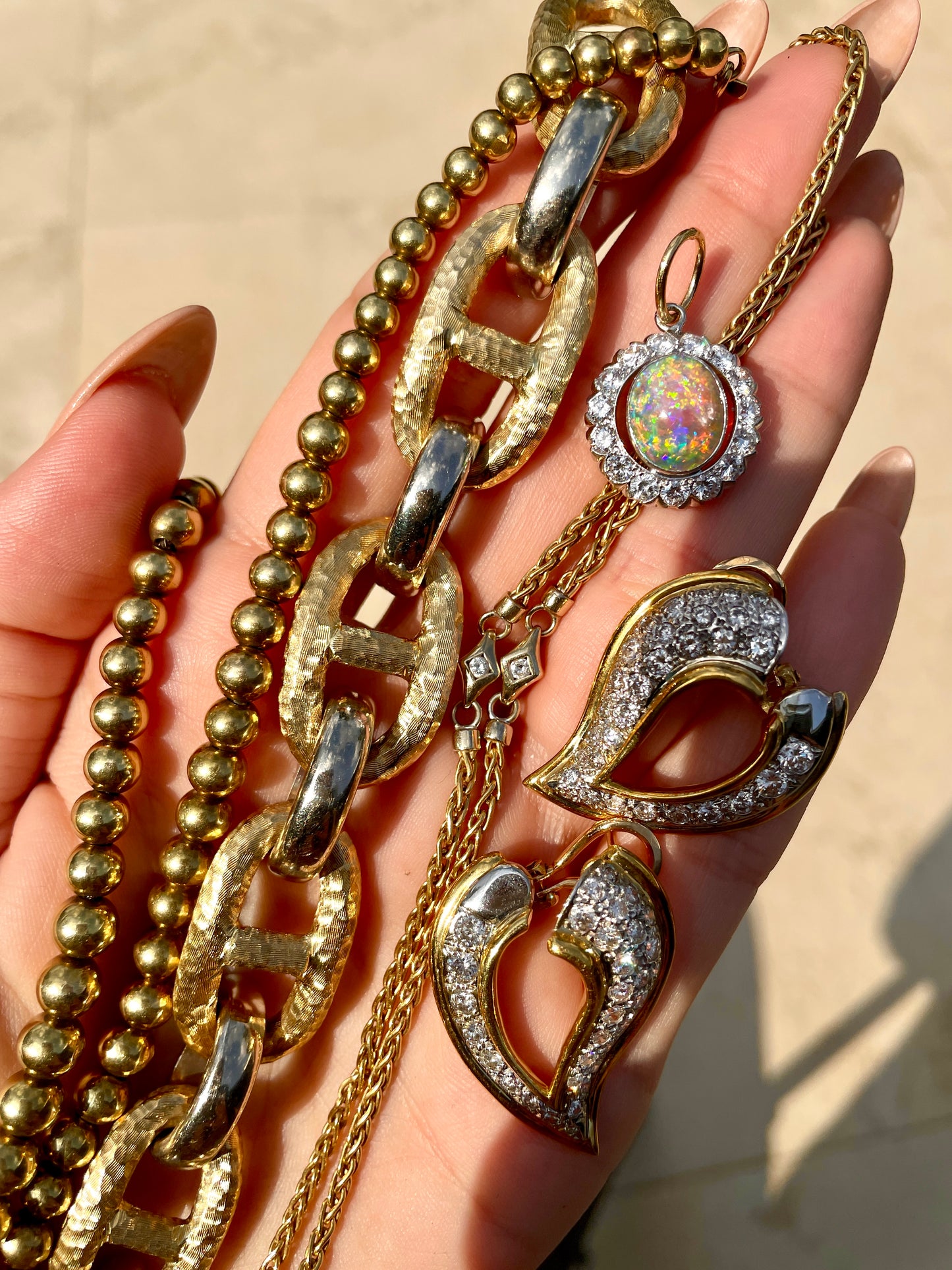 Vintage yellow 18K double sided .16 ctw diamond station wheat chain necklace, 17.75 inch