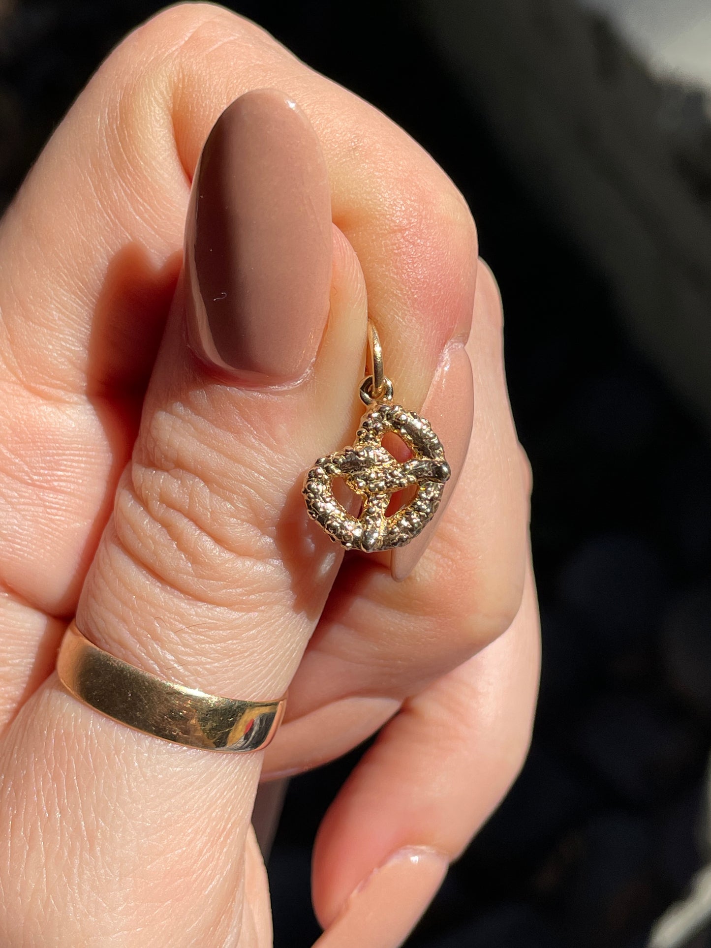 Vintage yellow 10K gold salted pretzel charm