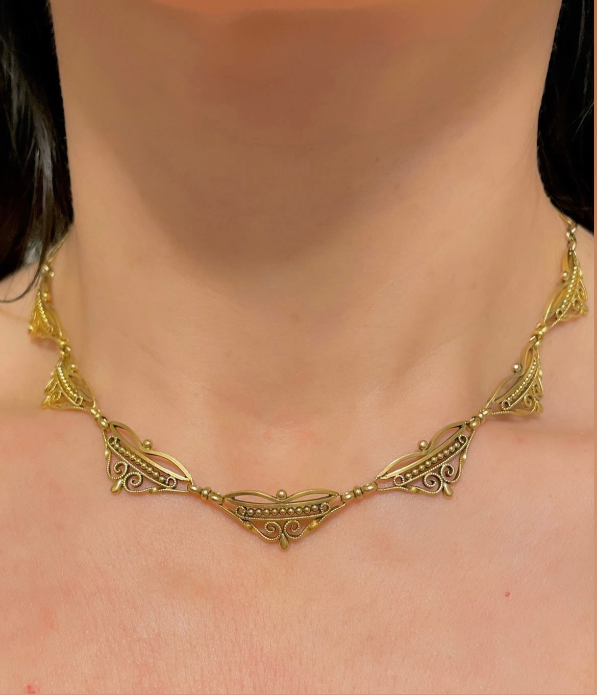 Antique yellow 18K French ornate scrolled link collar necklace, 15.5 inch