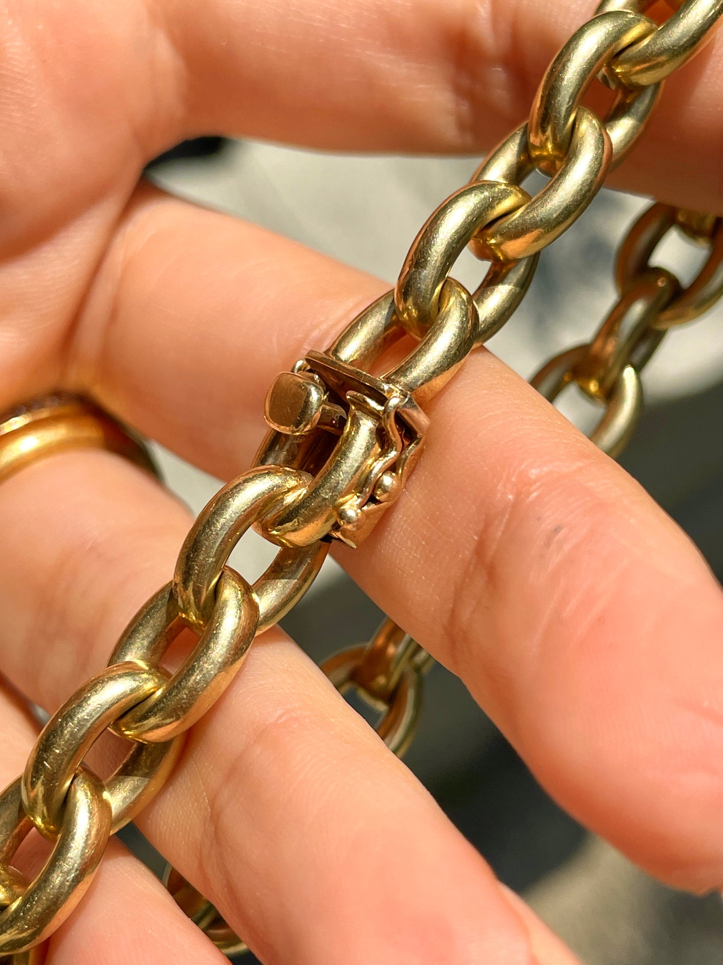 Vintage yellow 14K round cable link bracelet, 8.5 inch and sizable
