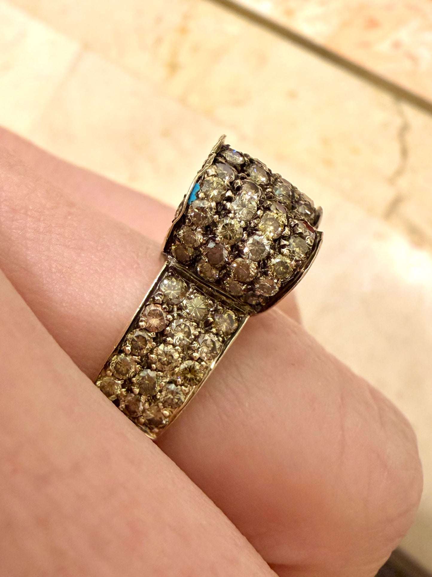 Vintage 18K gold approx 1.6ctw warm diamond heart profile ring, size 5.5