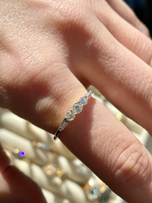 Vintage yellow 14K approx .54 ctw baguette and round diamond ring, size 7.25