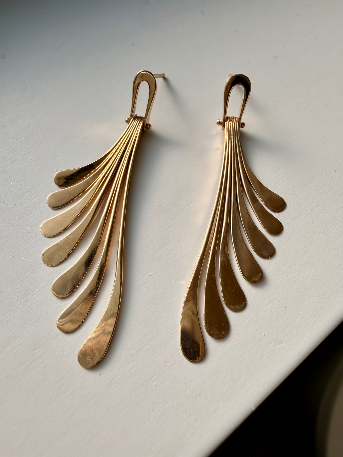 Vintage yellow 14K articulated fan post earrings