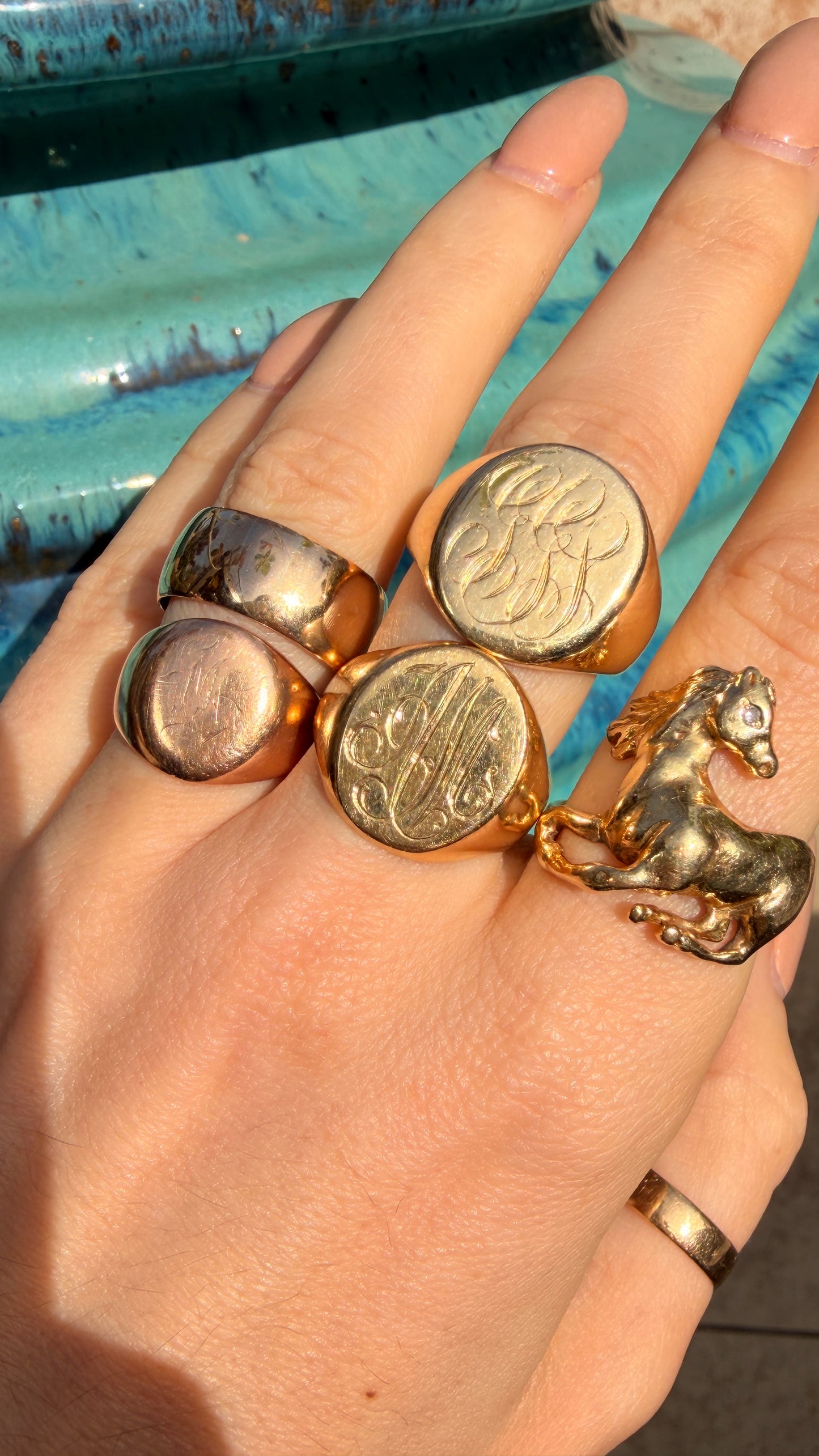 Vintage yellow 14K gold 'GGS' signet ring, size 8.5-8.75