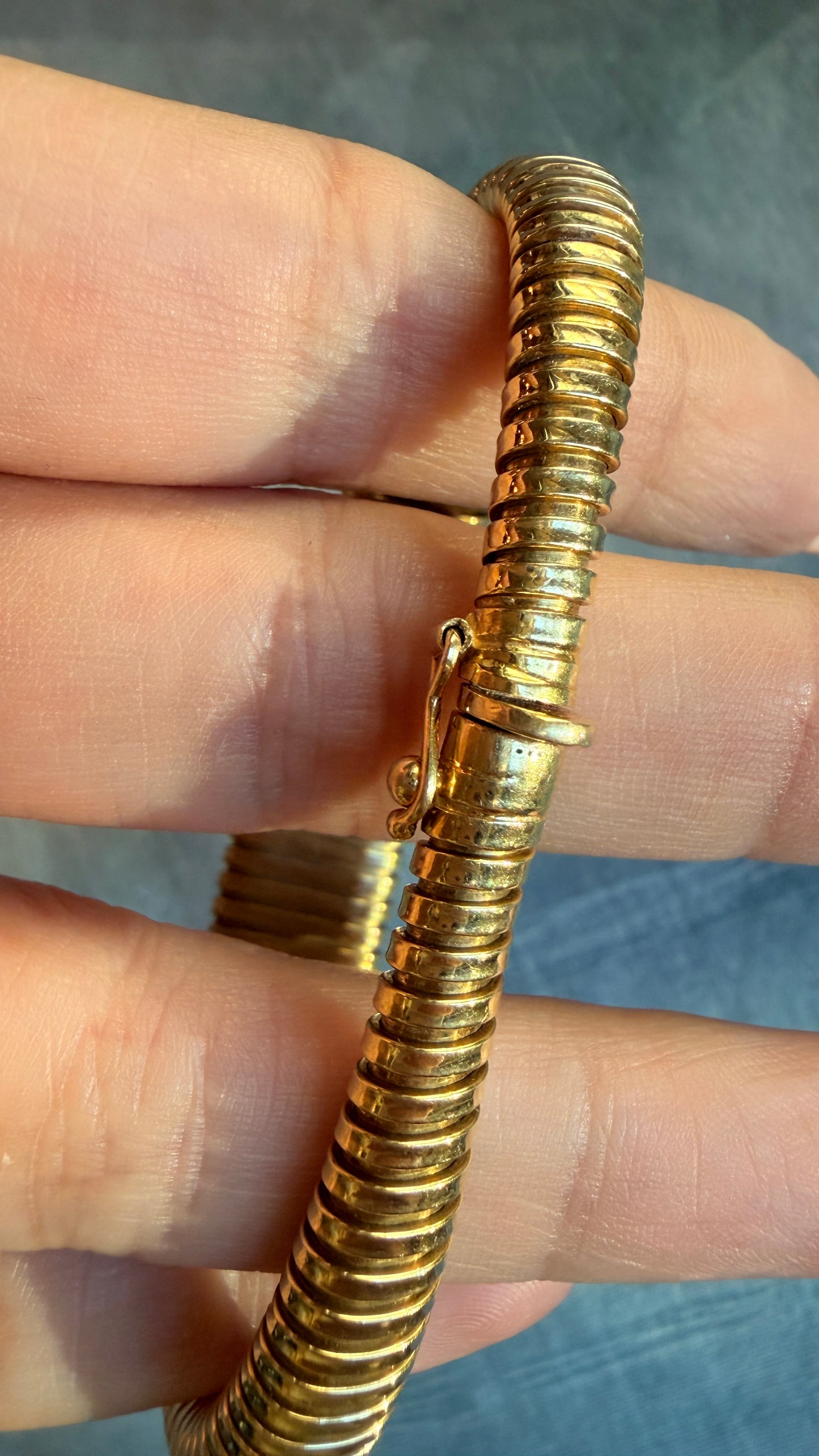 Vintage yellow 18K tubogas bracelet, 7.25 inch fit can stretch