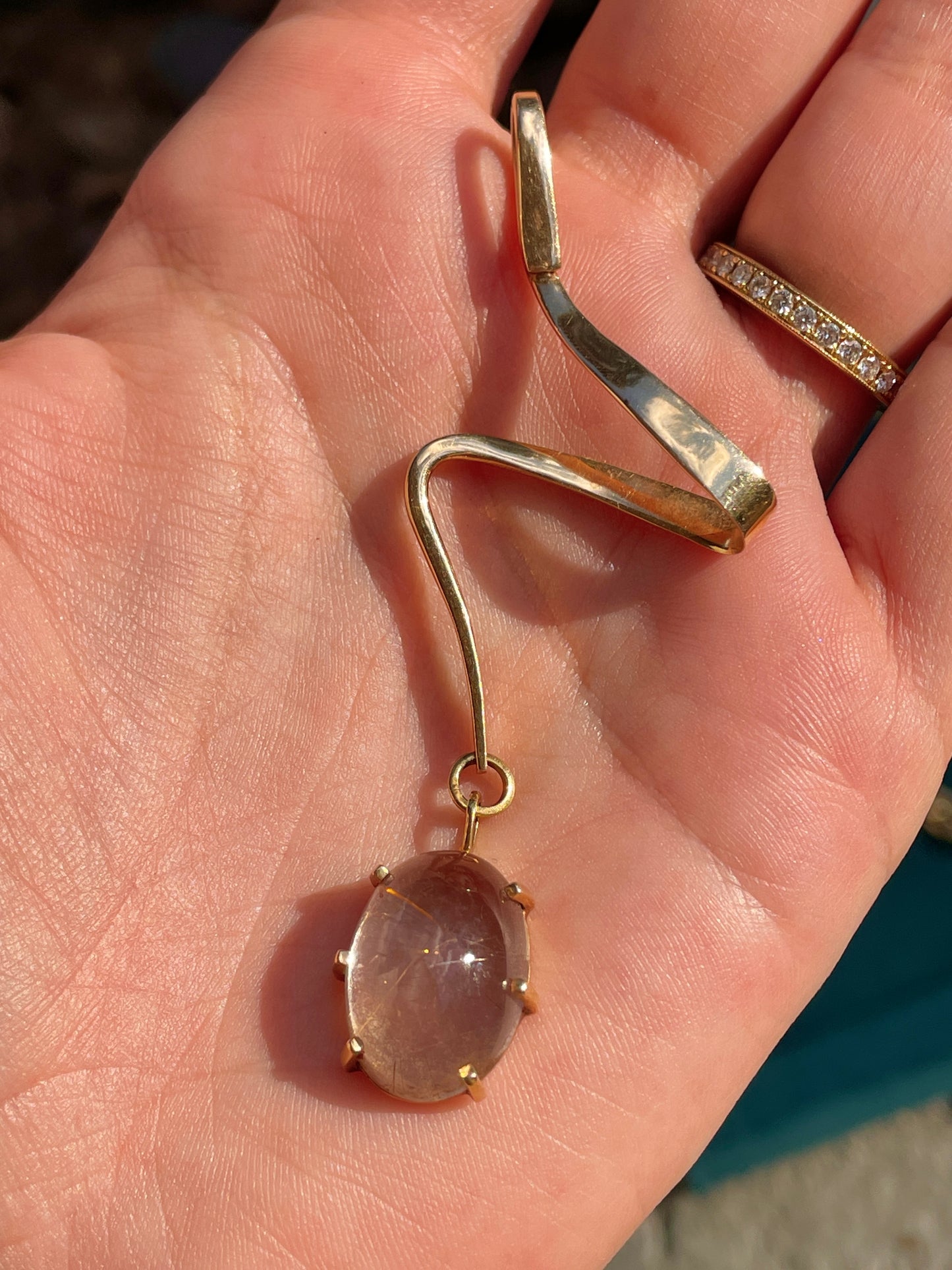 Vintage yellow 14K rutilated quartz zig zag pendant