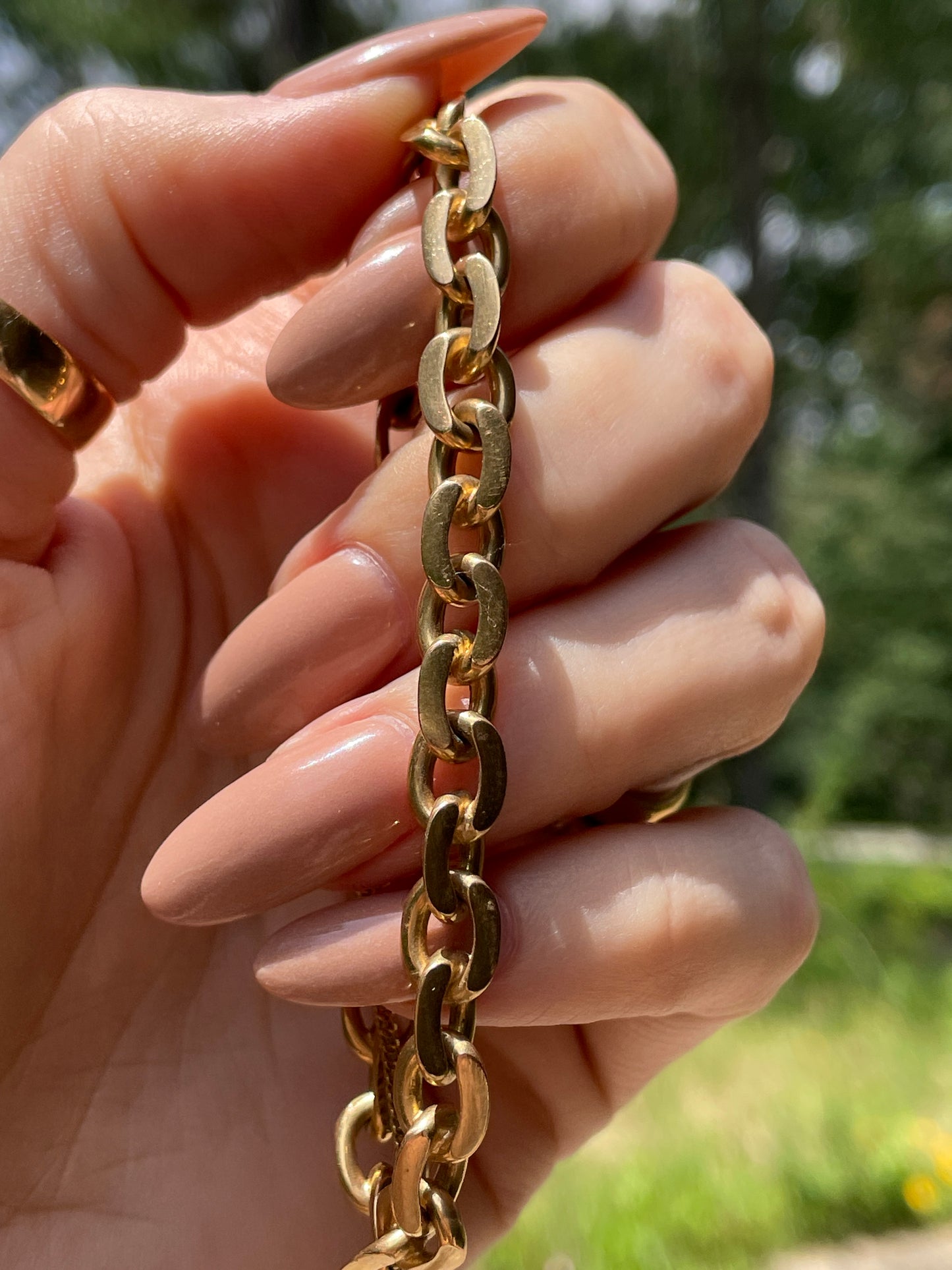 Vintage yellow 18K solid beard link curb bracelet, 7.25 inch and sizable