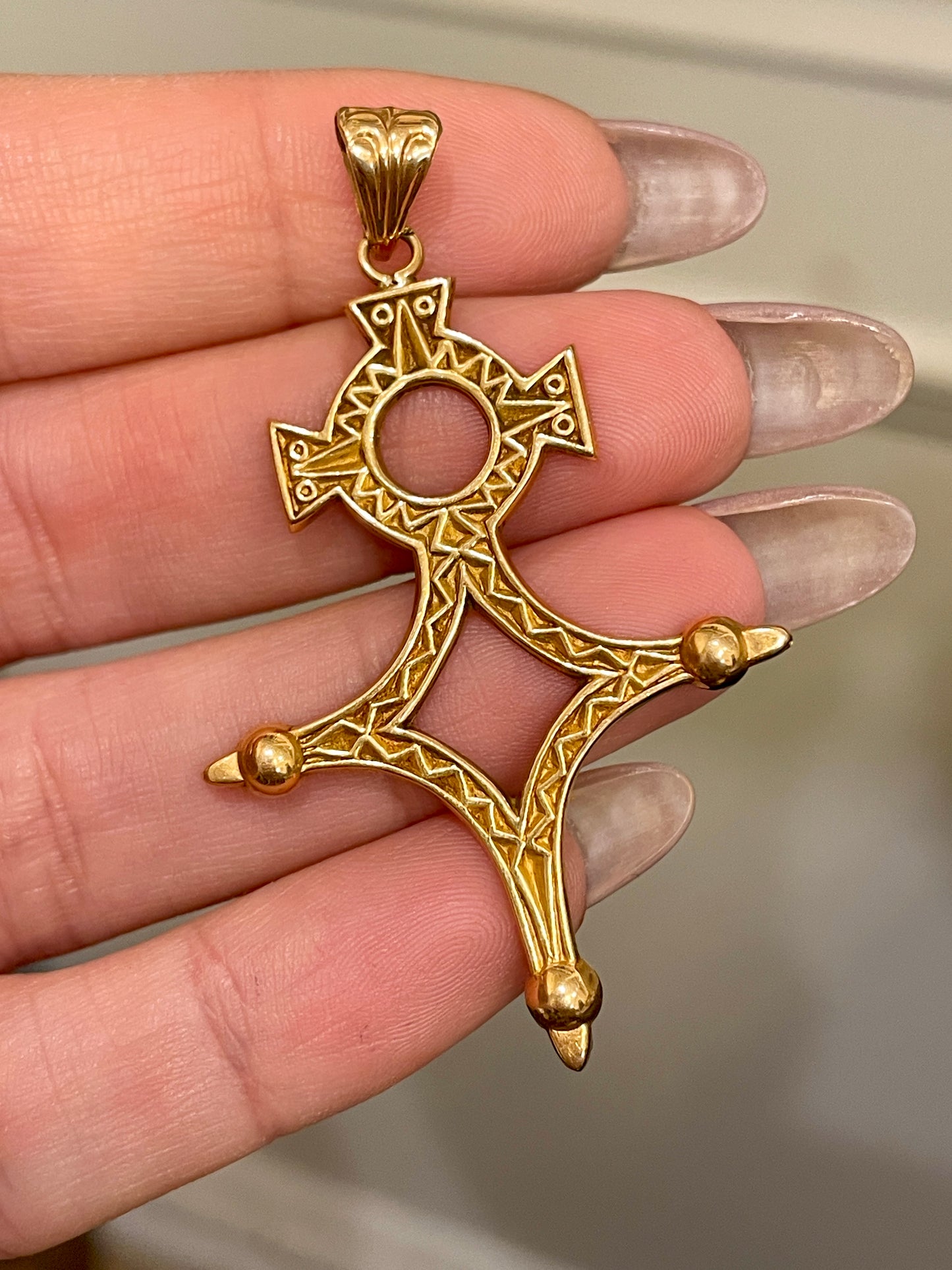 Vintage yellow 21K ornate cross symbol pendant