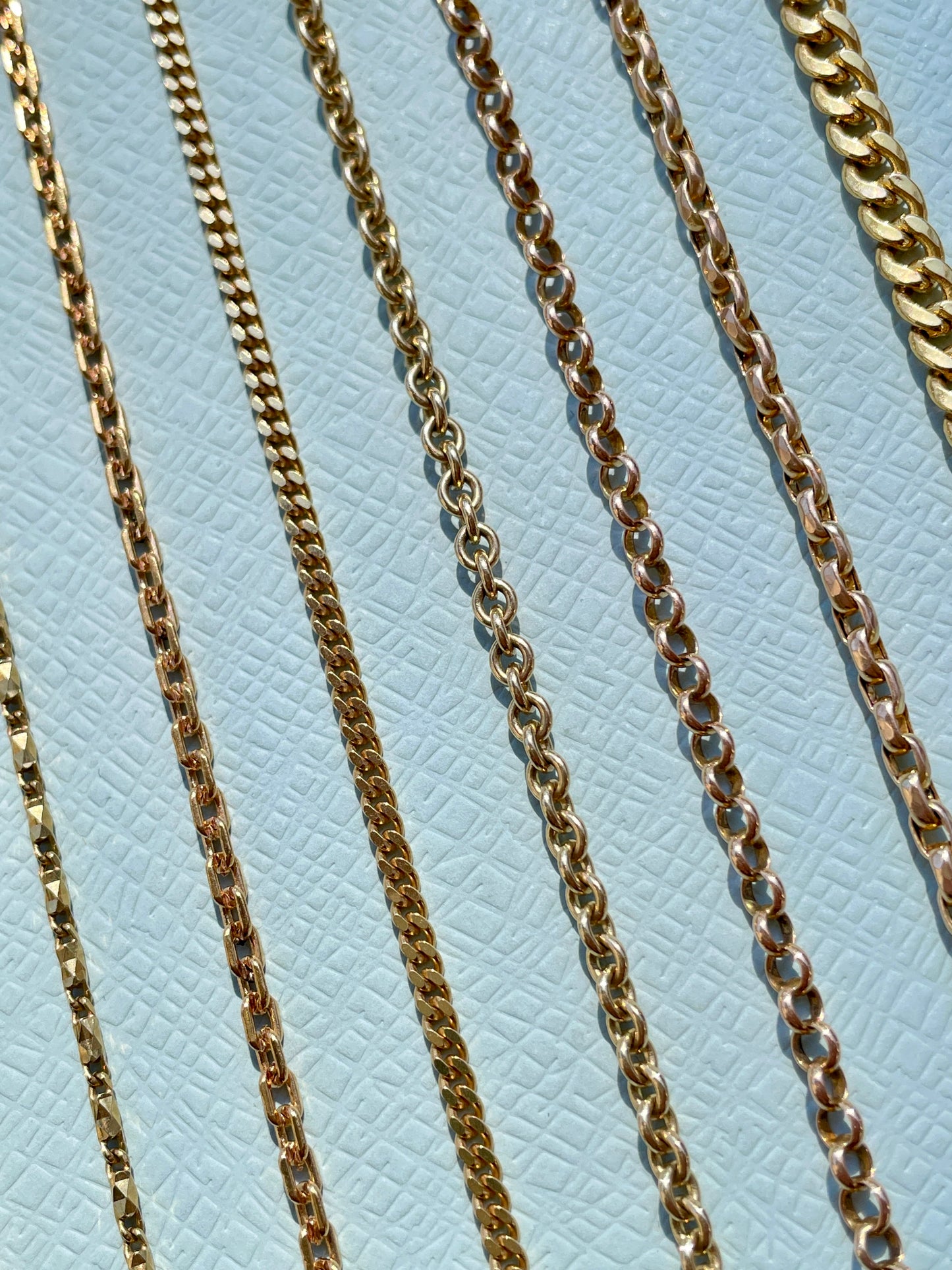 Vintage yellow 18K gold solid biker link chain, 23.5 inch