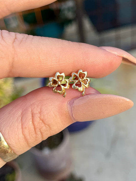 Vintage yellow 14K four leaf clover post earrings