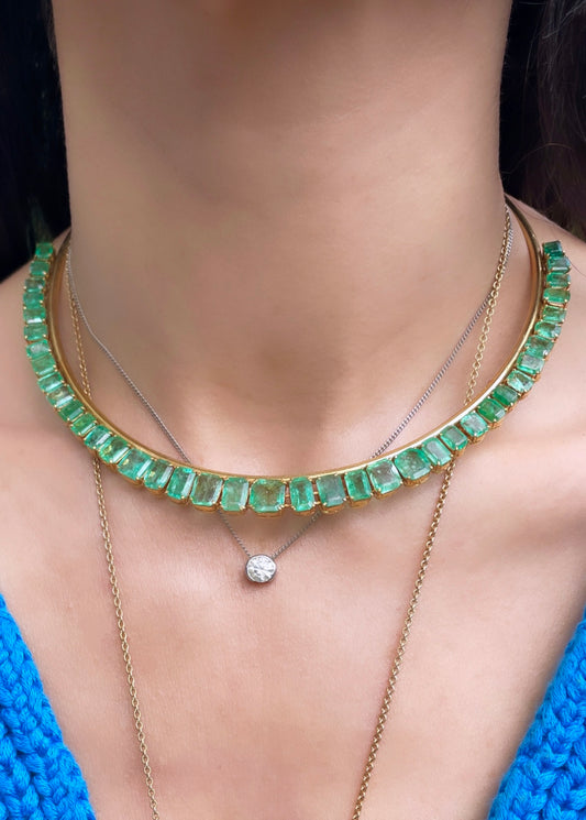 Vintage yellow 18K gold 29.3 ctw emerald statement collar