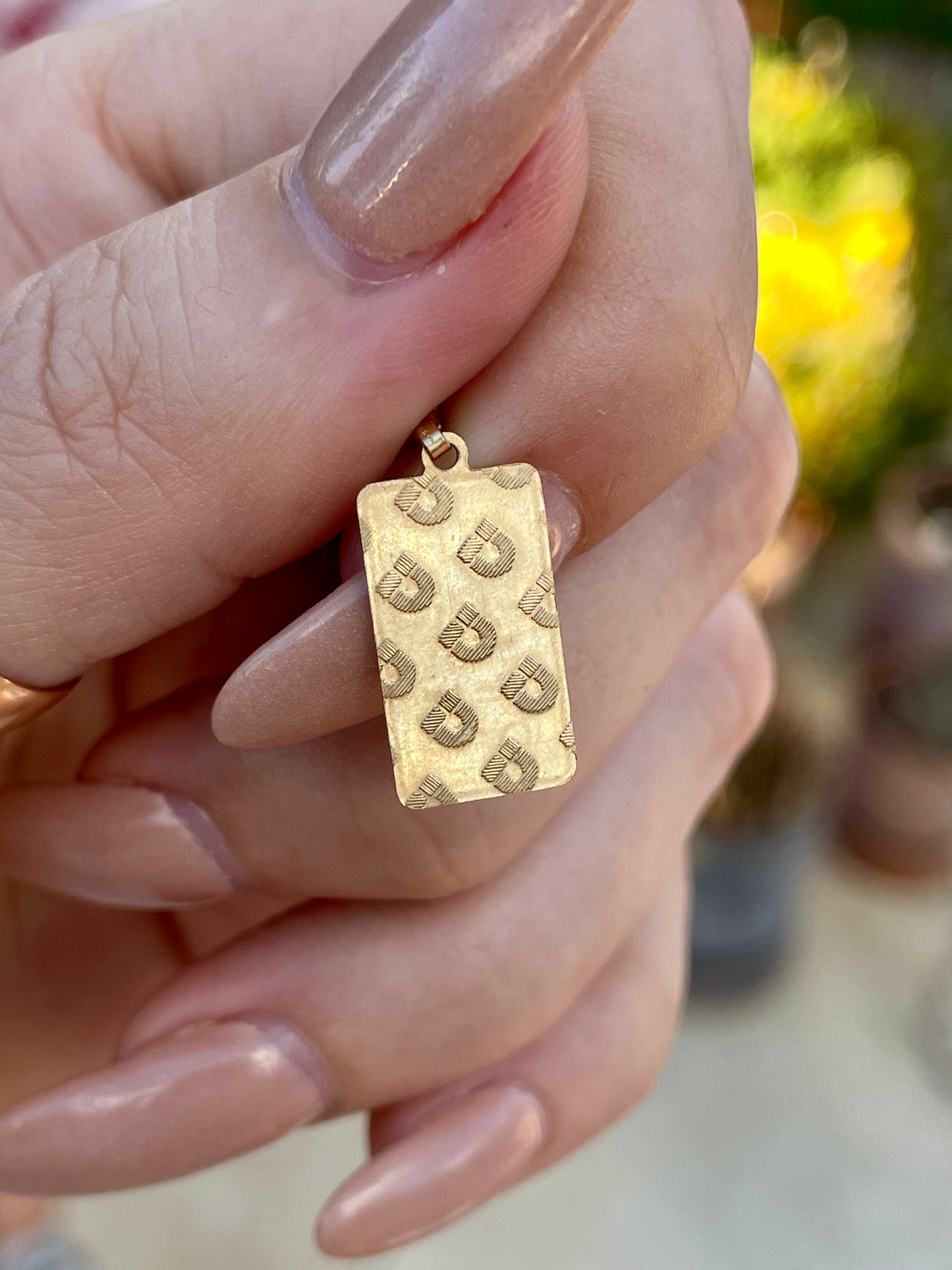 Vintage yellow 14K gold bar charm
