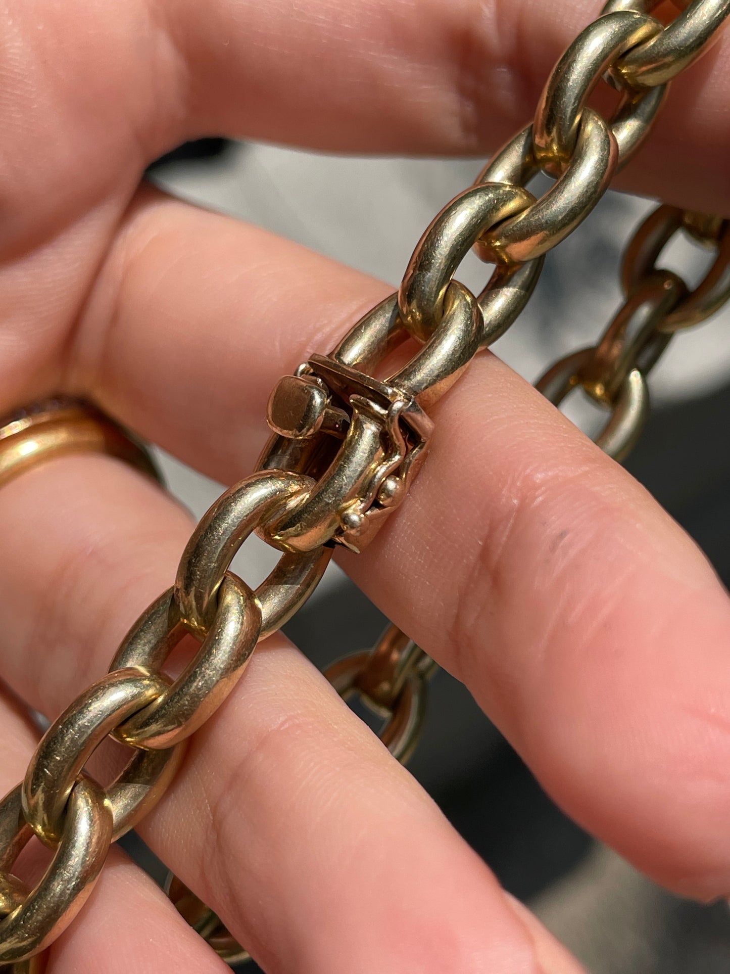 Vintage yellow 14K round cable link bracelet, 8.5 inch and sizable