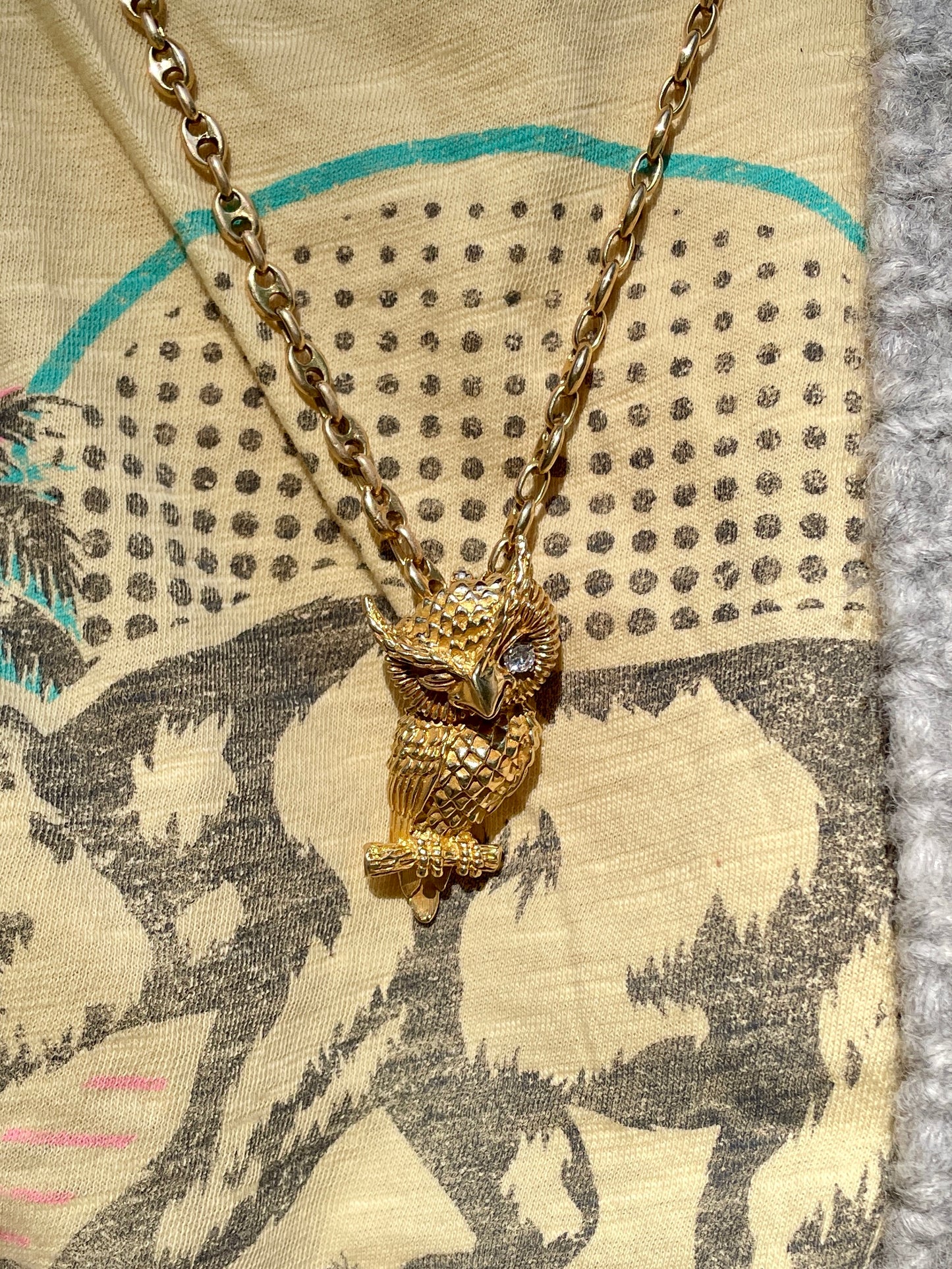 Vintage yellow 14K and approx .12 ctw diamond Dan Frere winking owl pin, 2 inch