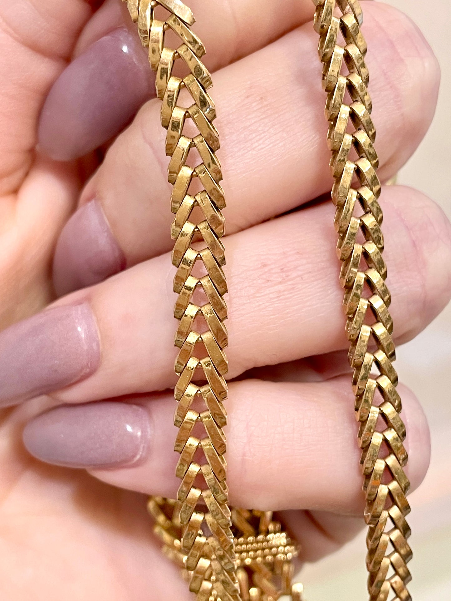 Vintage rosy yellow 18K gold woven lariat chain, 17 inch