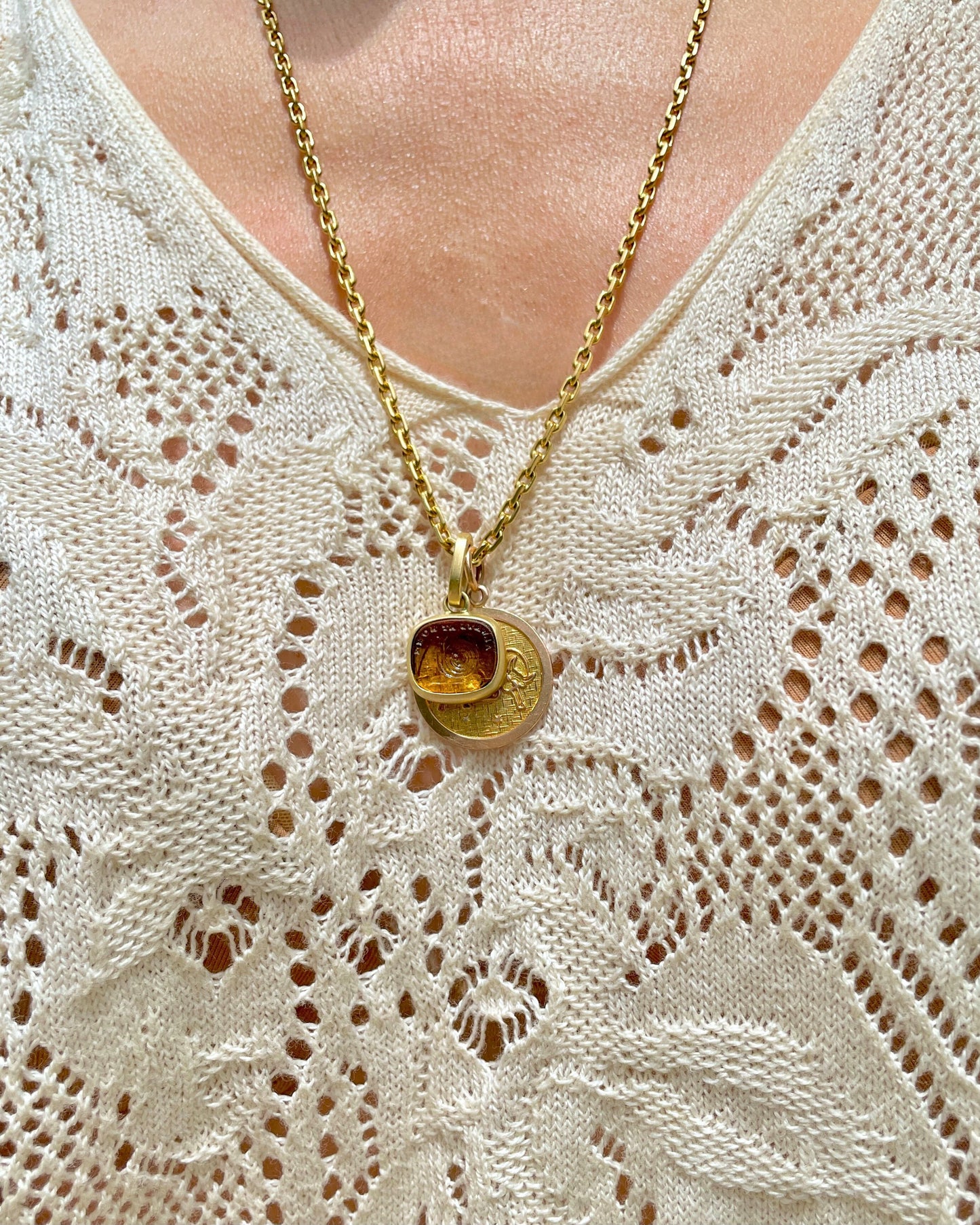 Vintage yellow 18K solid biker link chain with fancy lobster clasp, 24.5 inch