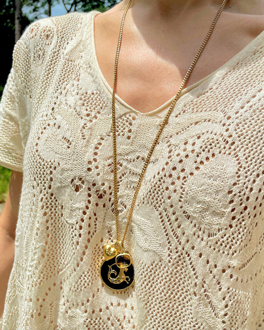 Vintage yellow 14K gold onyx Capricorn statement pendant