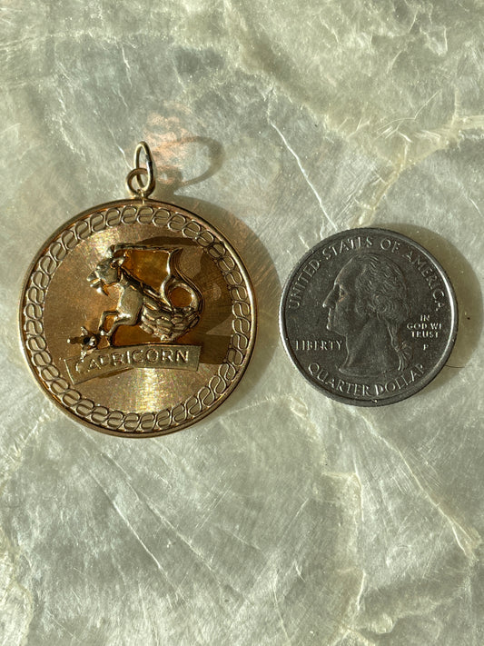 Vintage yellow 14K gold Capricorn statement pendant