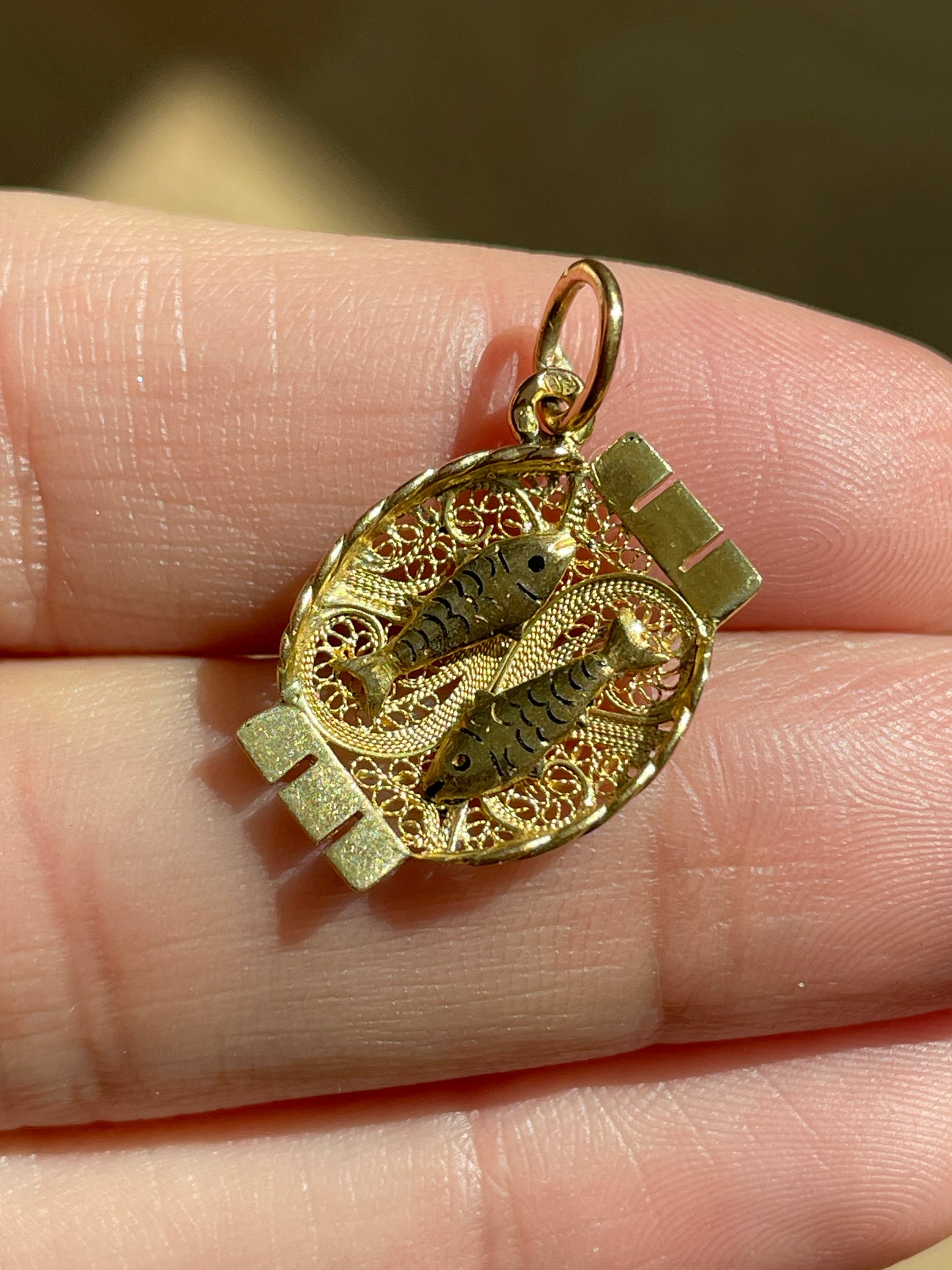 Vintage yellow 19K gold fish filigree charm
