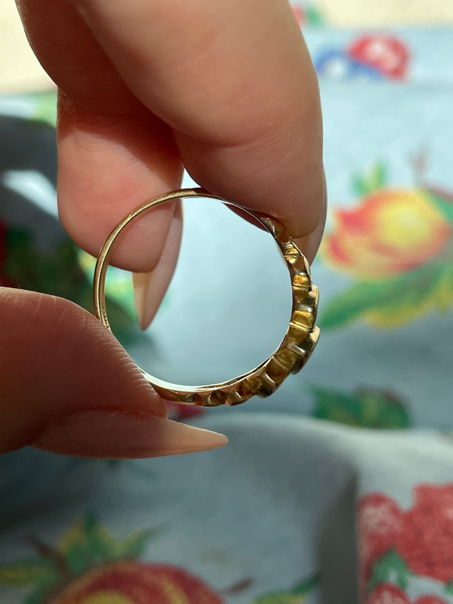 Vintage yellow 14K peapod .3 ctw diamond ring, size 9.25